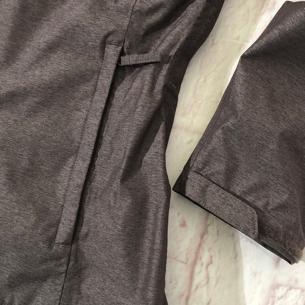 Helly Hansen Greyish purple Hooded Shell rain Jacket with HH Logo XL/TG NWOT - Picture 9 of 16